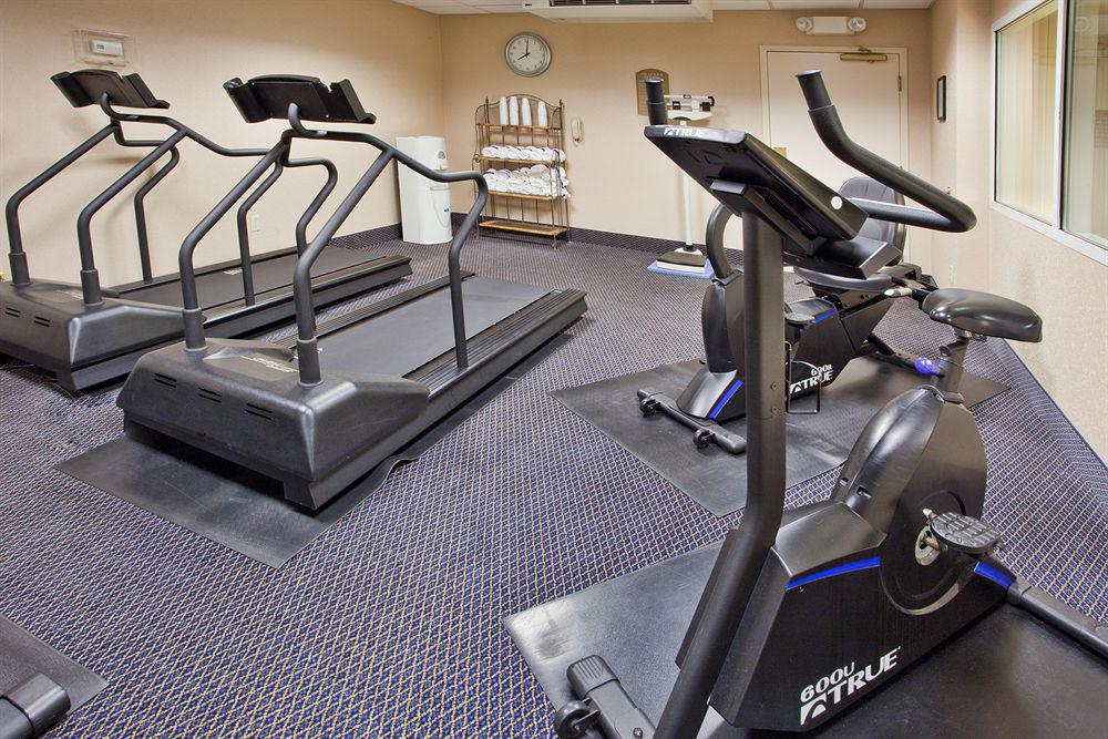 Holiday Inn Express Hotel & Suites Grand Rapids-North By Ihg Einrichtungen foto